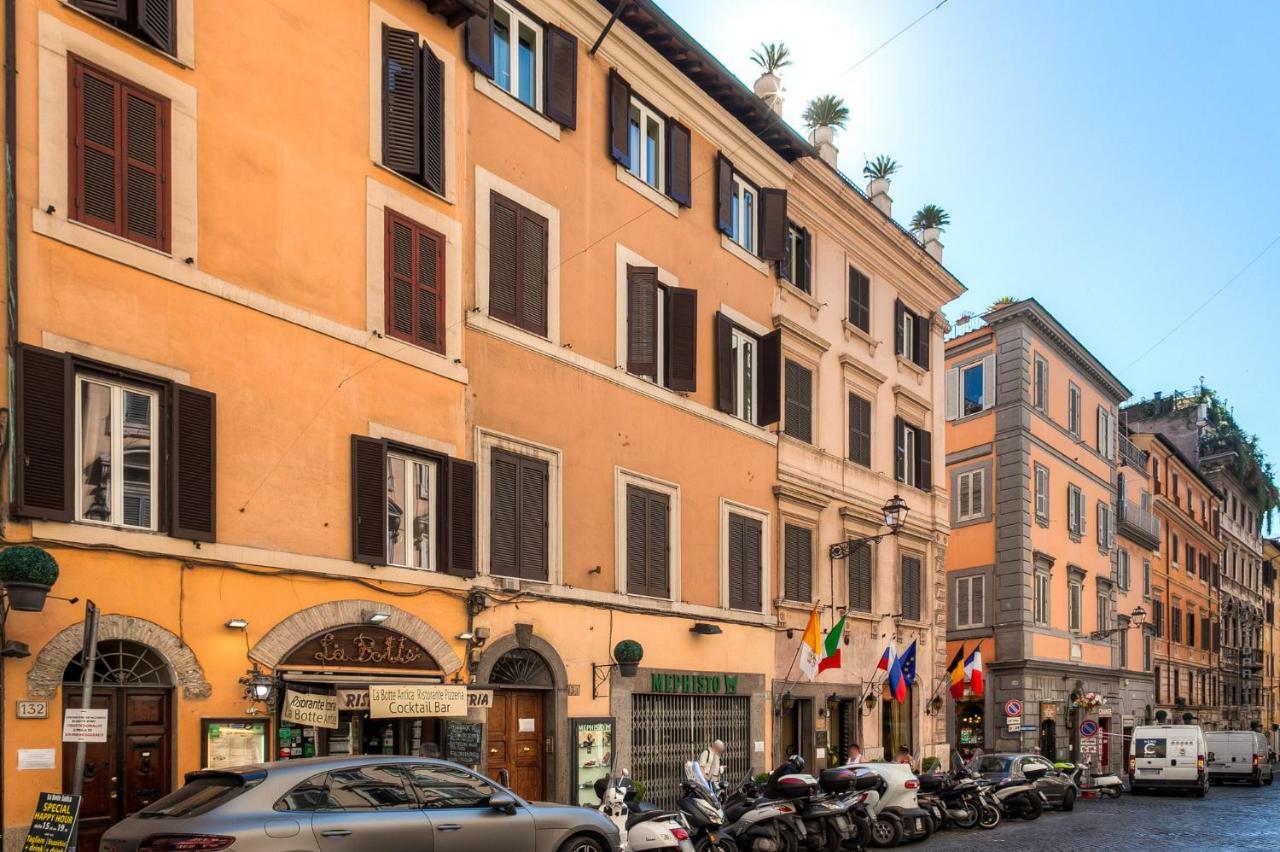 Romefinestay Apartments Sistina Екстер'єр фото